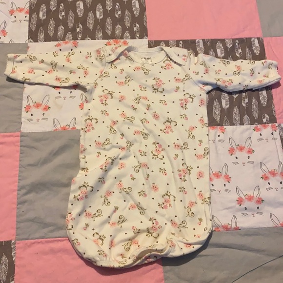 baby gown - Picture 1 of 3
